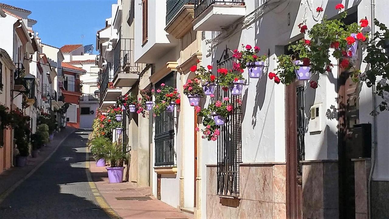 Ferienwohnung Penthouse With Stunning Views Estepona Exterior foto